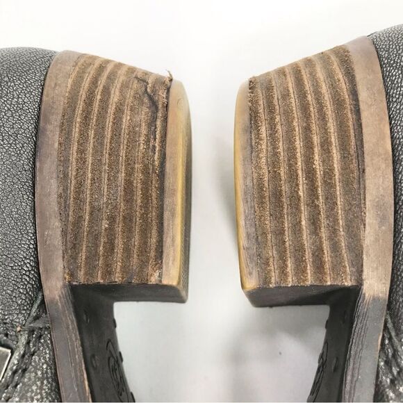 Lucky Brand Bartalino Metallic Gray Leather Side Zip Ankle Booties - Picture 12 of 16